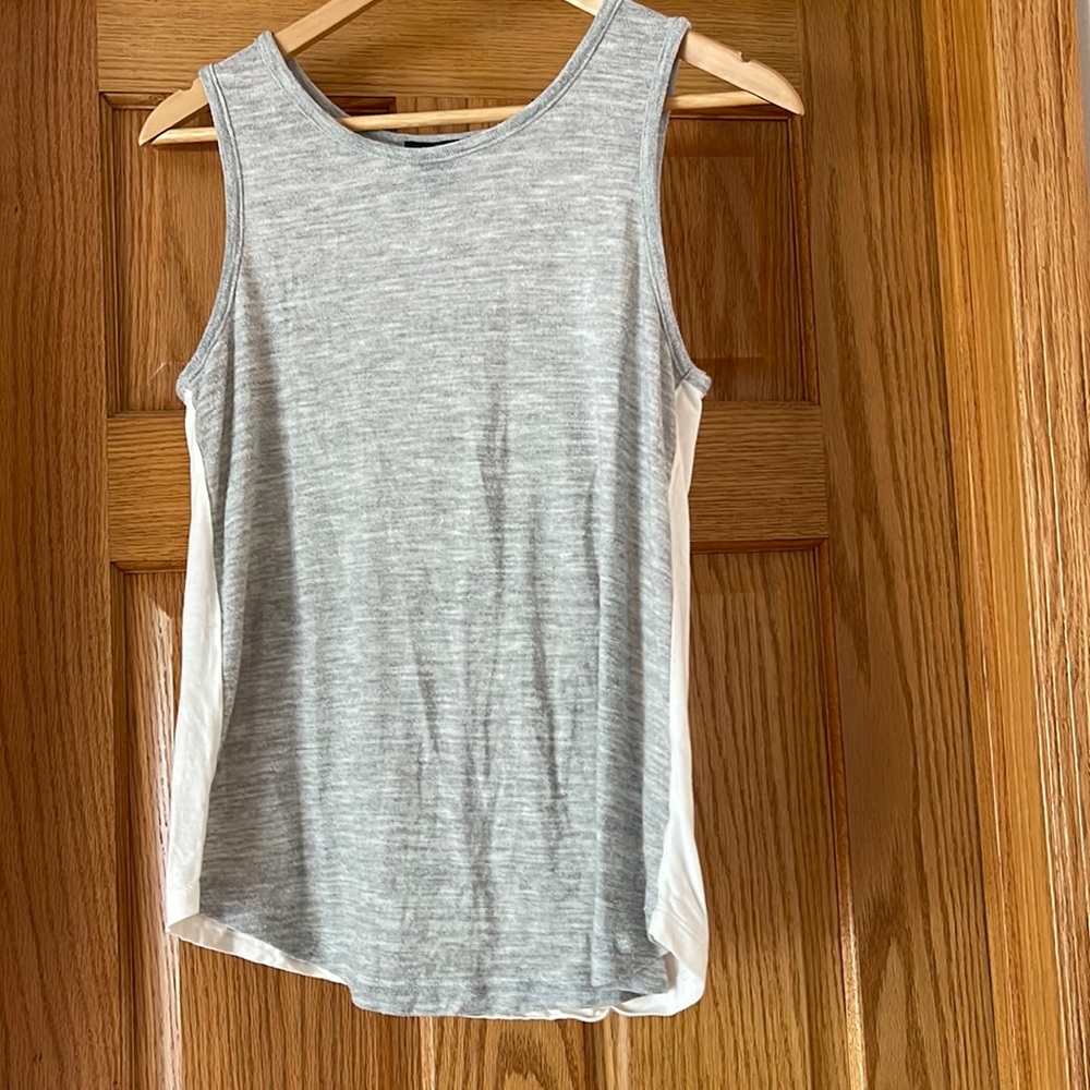 GAP Heather Gray Cream Two-Tone Sleeveless Tank Top Women’s Size Medium